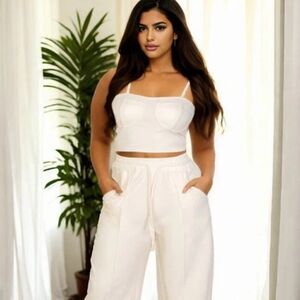 Plus Size bustier crop cami top & slant pocket straight pants